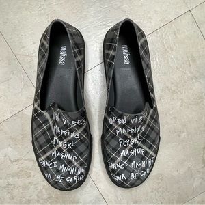 Melissa Ground Slip-on Sneaker - NWOT - Size 9